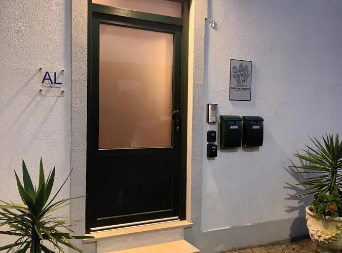 Apartment Casa Dos Jacintos - Sao Jacinto, *